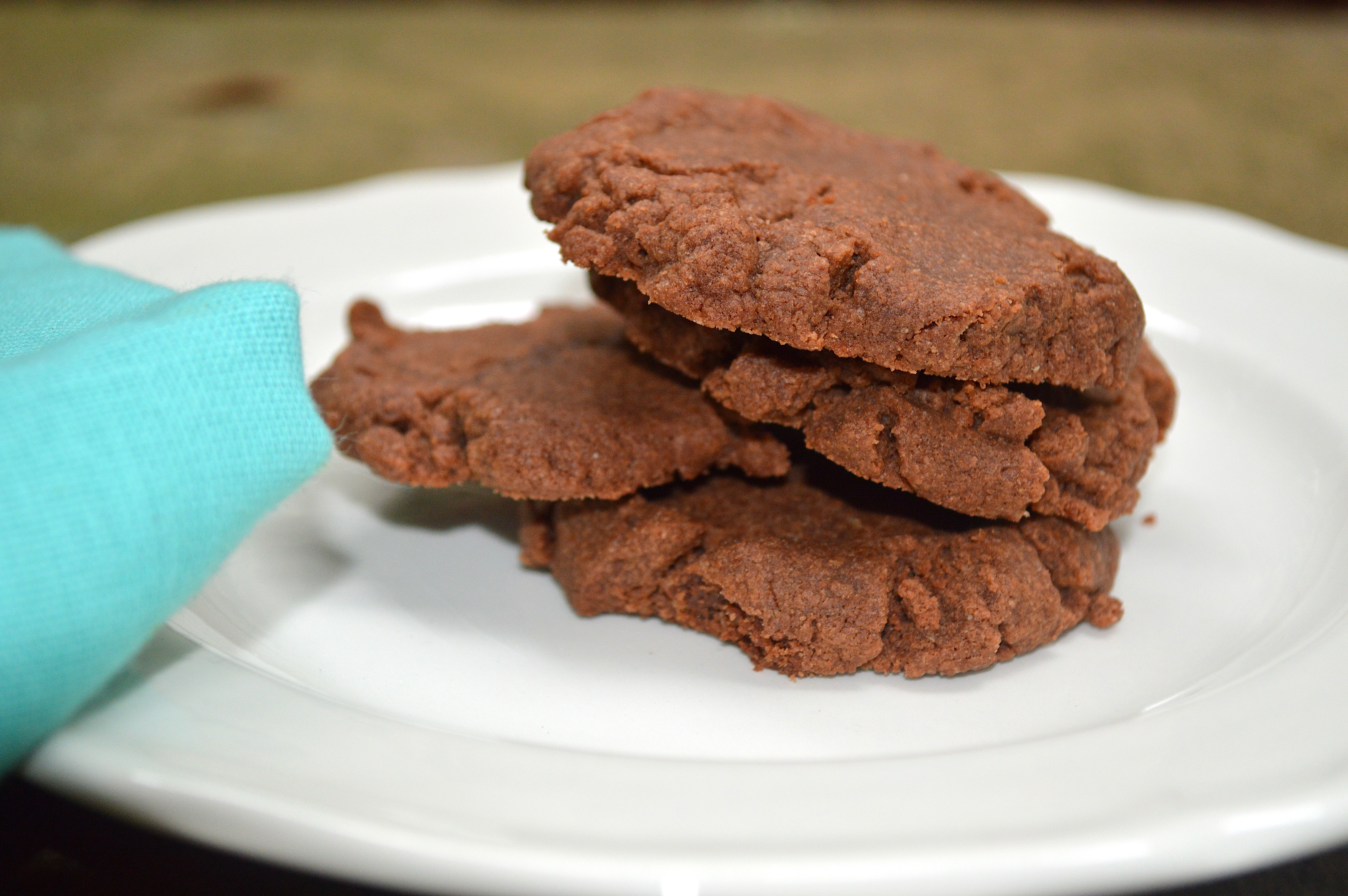 Nutella Cookies Plated 1